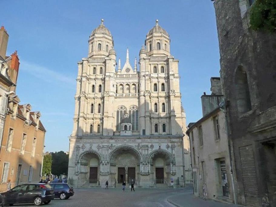 Le Jade : Au Coeur Du Centre Historique Lejlighed Dijon Eksteriør billede